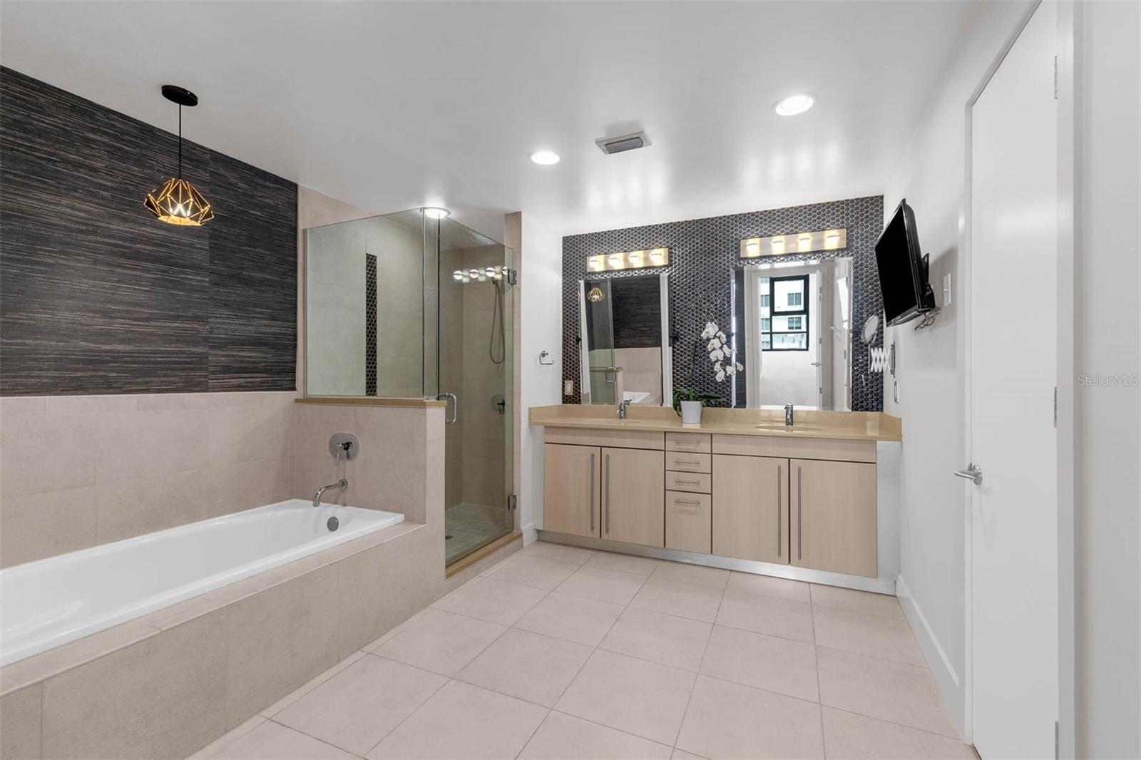 260 S OSCEOLA AVE #607, ORLANDO, FL, 32801