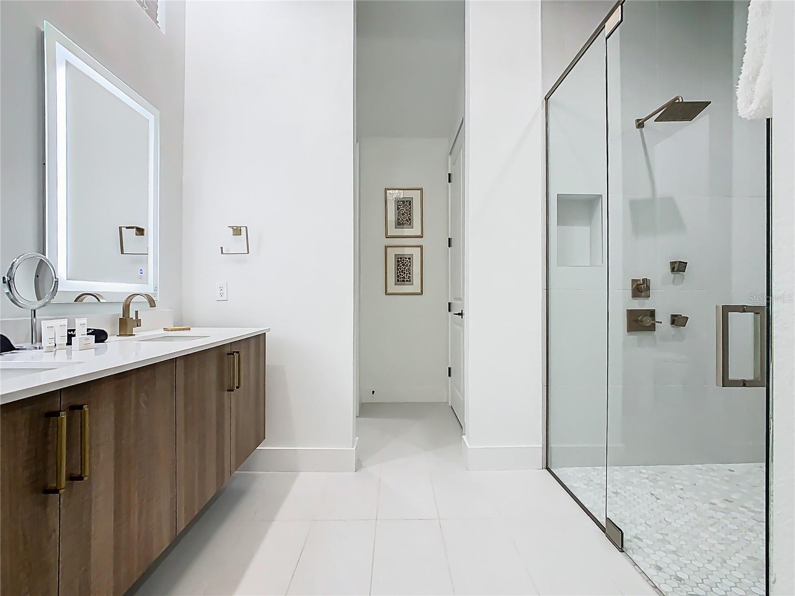 O6332017 Property Photo