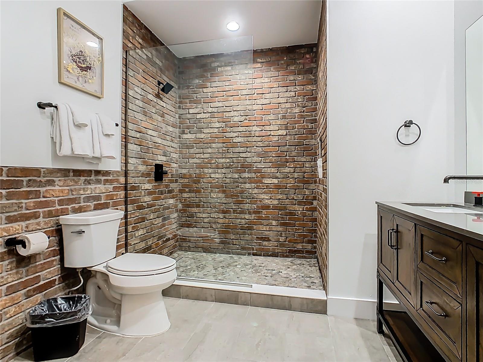 O6332017 Property Photo