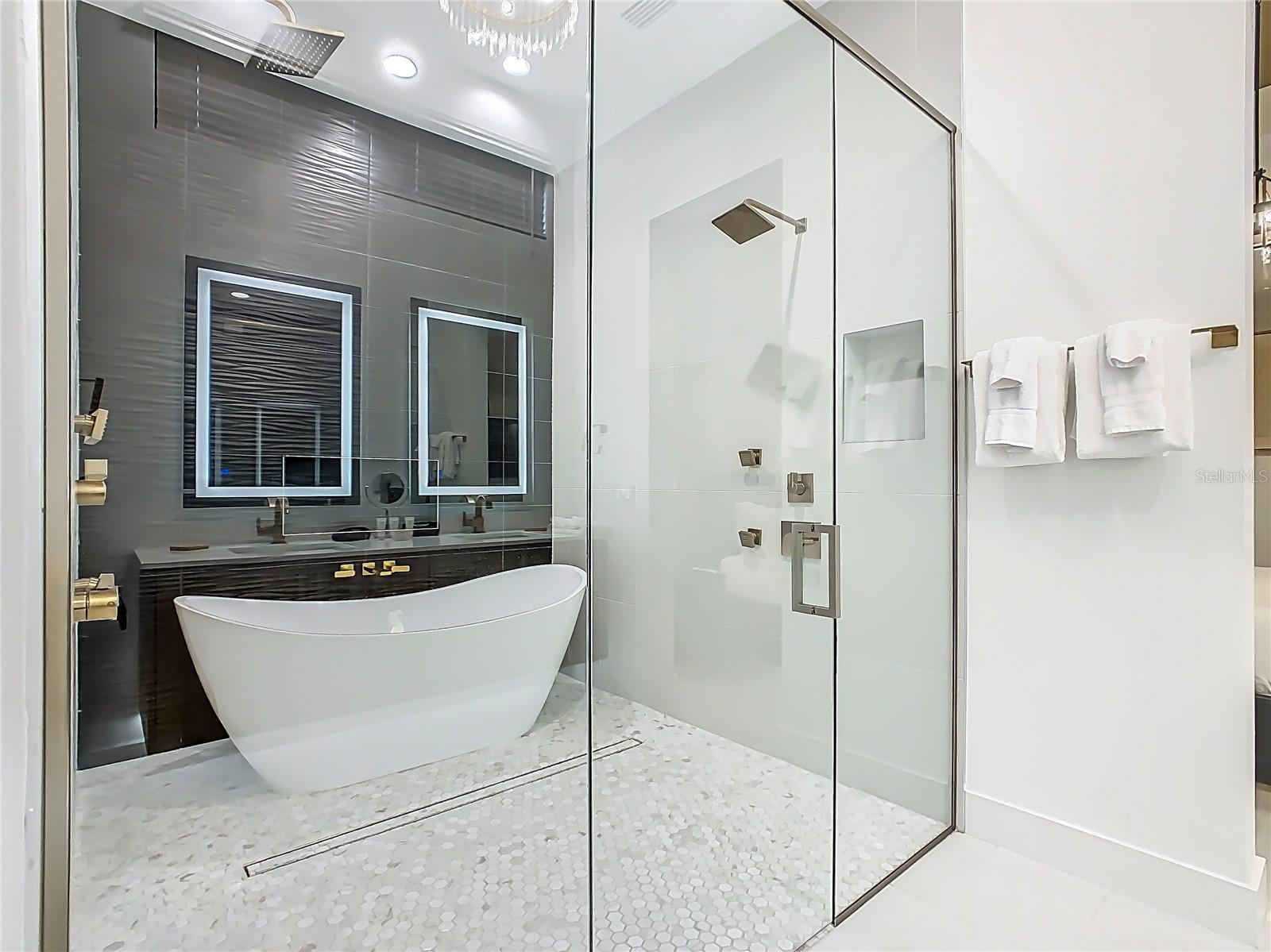 O6332017 Property Photo