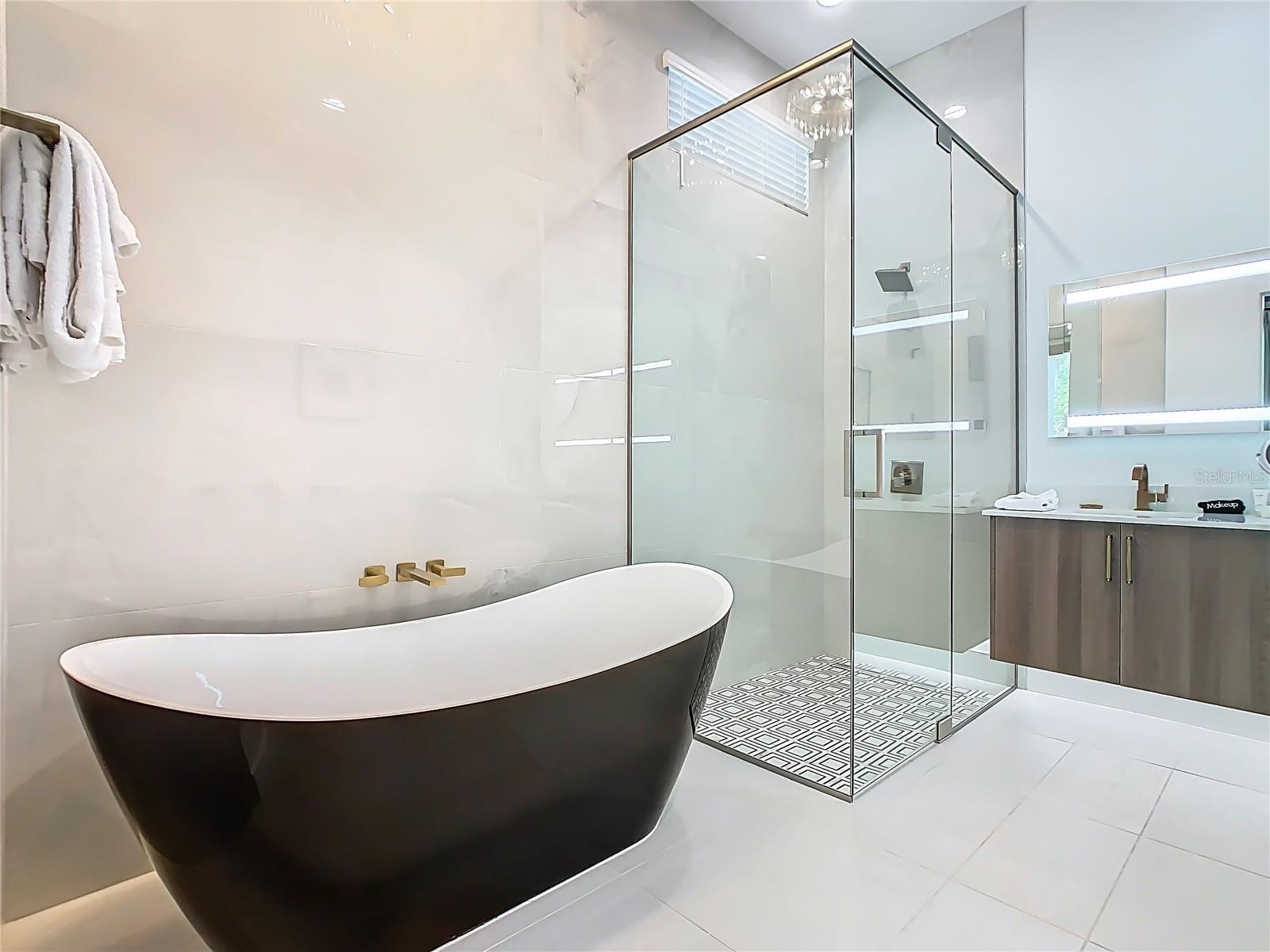 O6332017 Property Photo