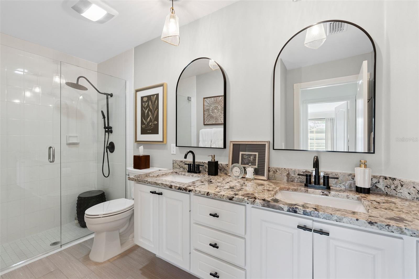 A4660586 Property Photo