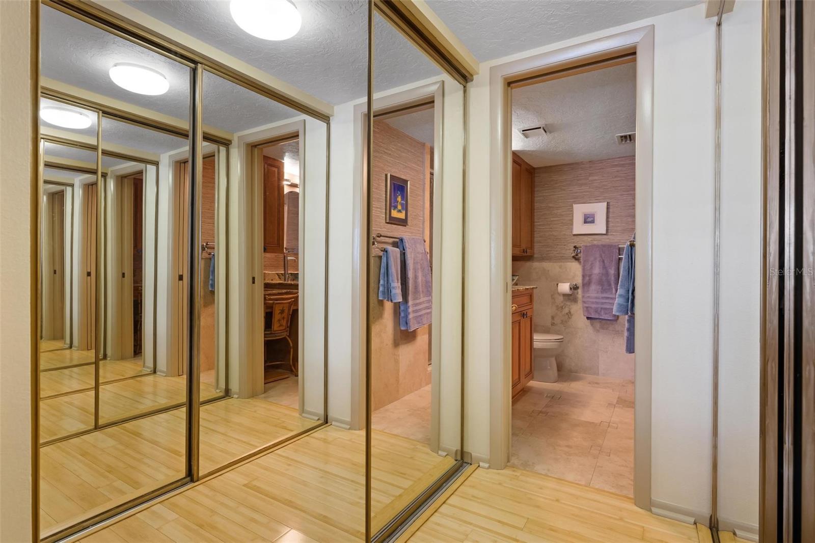 1007 GULF DR N #208, BRADENTON BEACH, FL, 34217