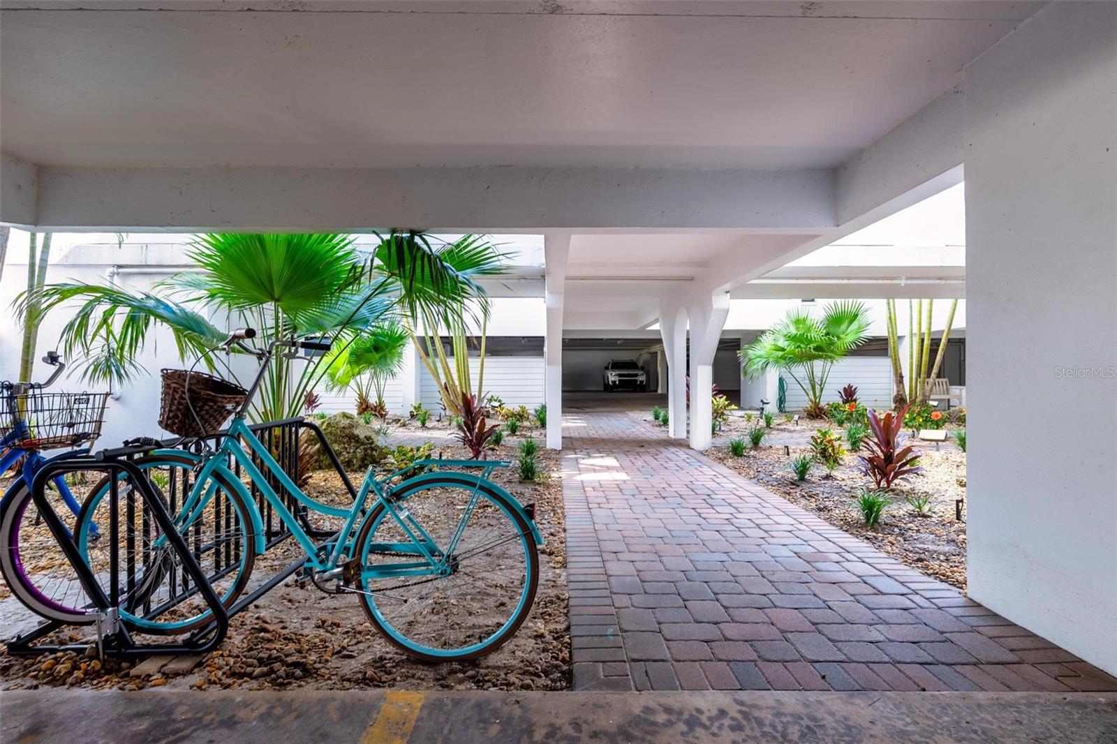 1007 GULF DR N #208, BRADENTON BEACH, FL, 34217