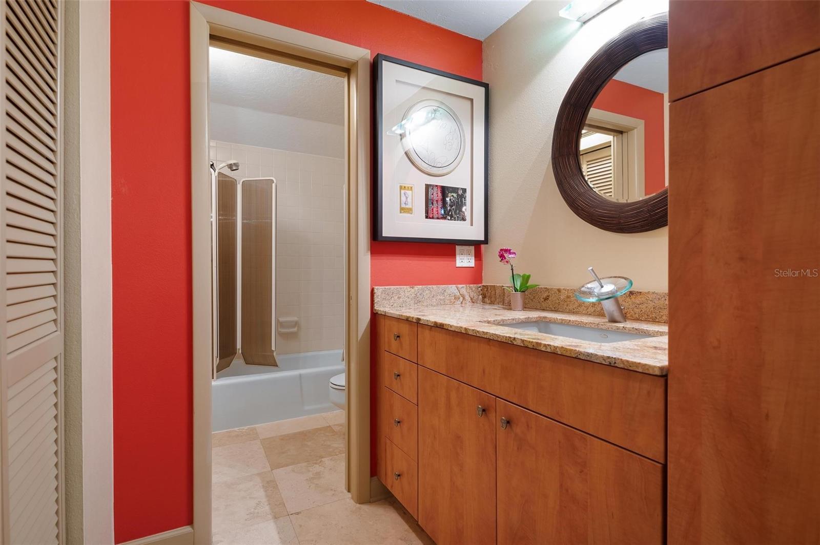 1007 GULF DR N #208, BRADENTON BEACH, FL, 34217