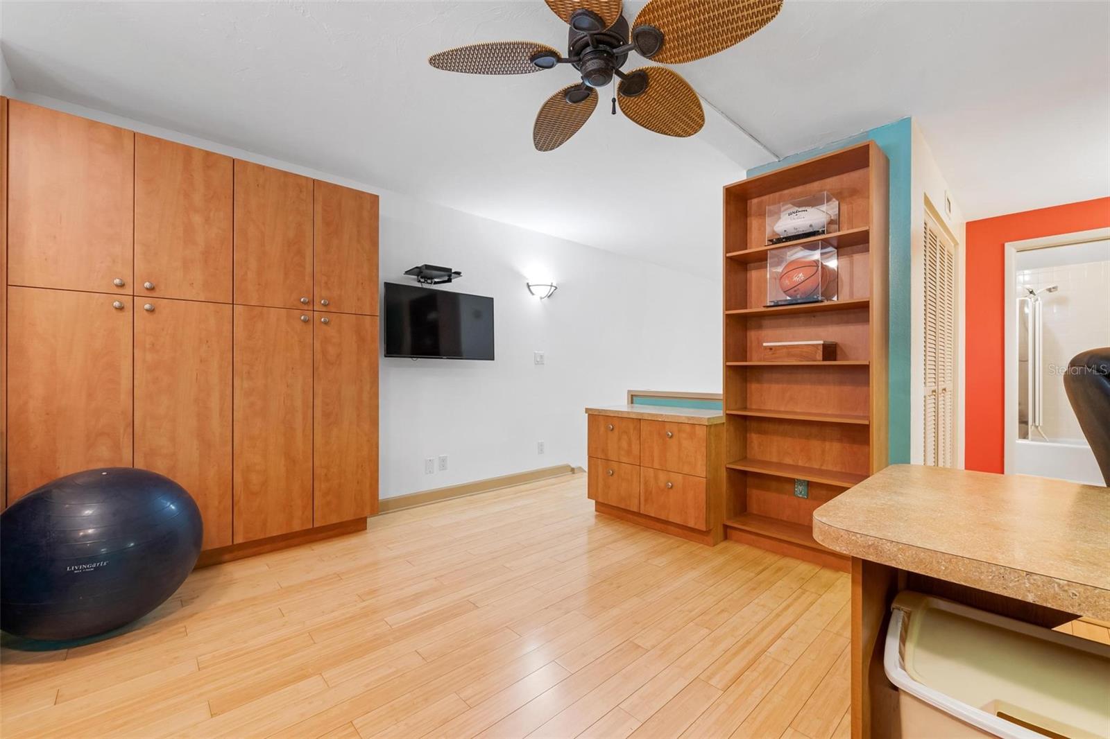 1007 GULF DR N #208, BRADENTON BEACH, FL, 34217