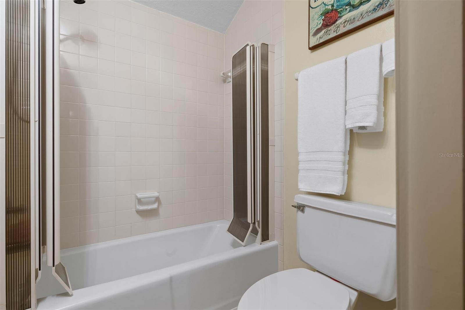 1007 GULF DR N #208, BRADENTON BEACH, FL, 34217