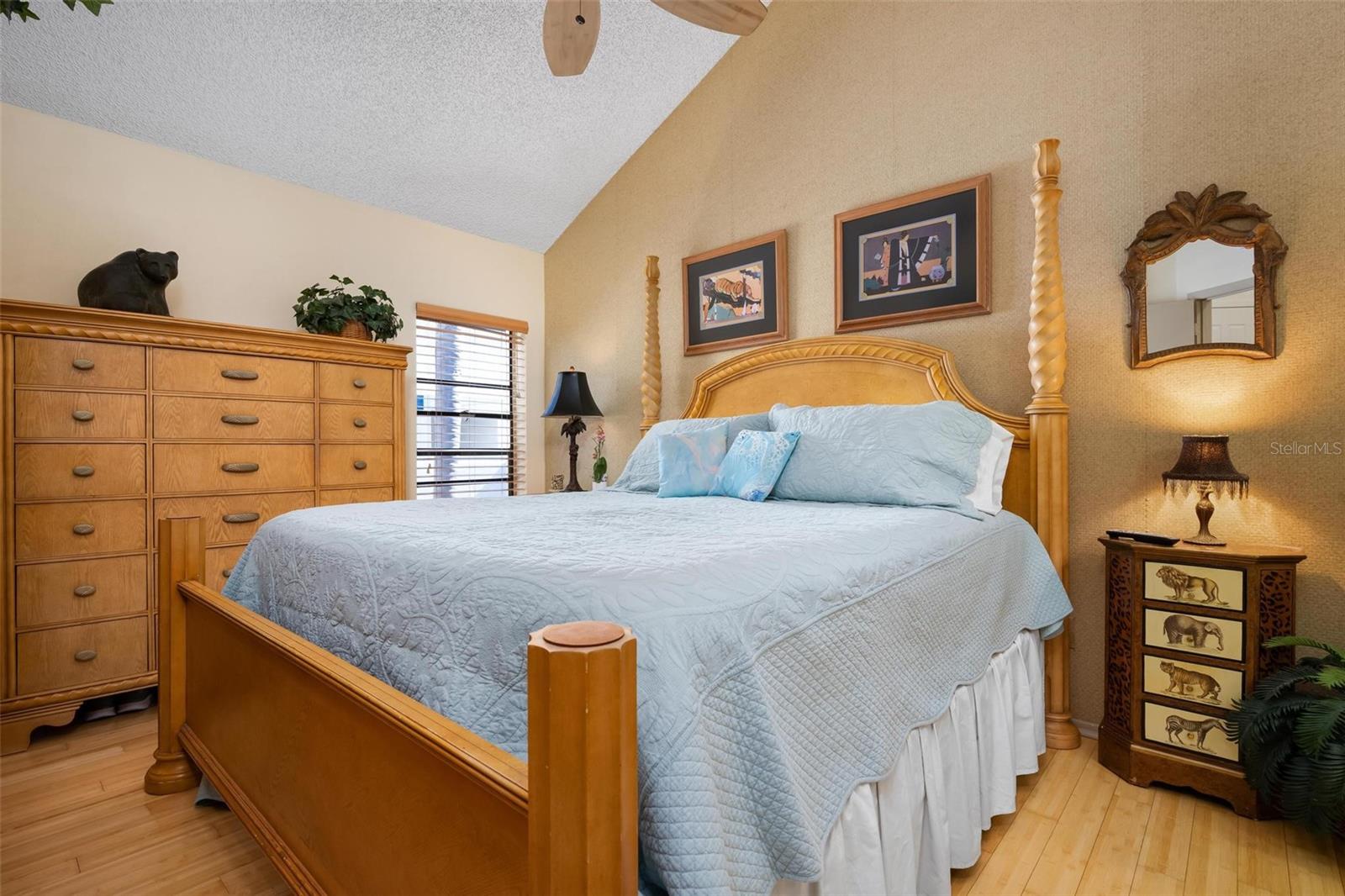 1007 GULF DR N #208, BRADENTON BEACH, FL, 34217