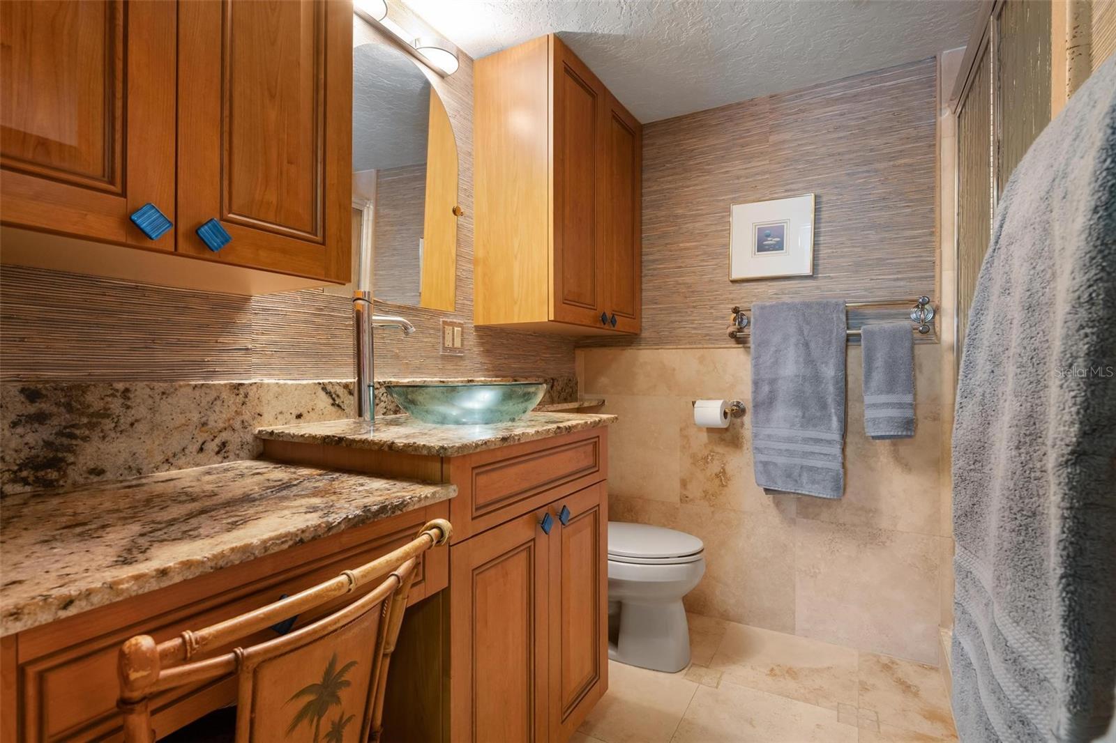 1007 GULF DR N #208, BRADENTON BEACH, FL, 34217