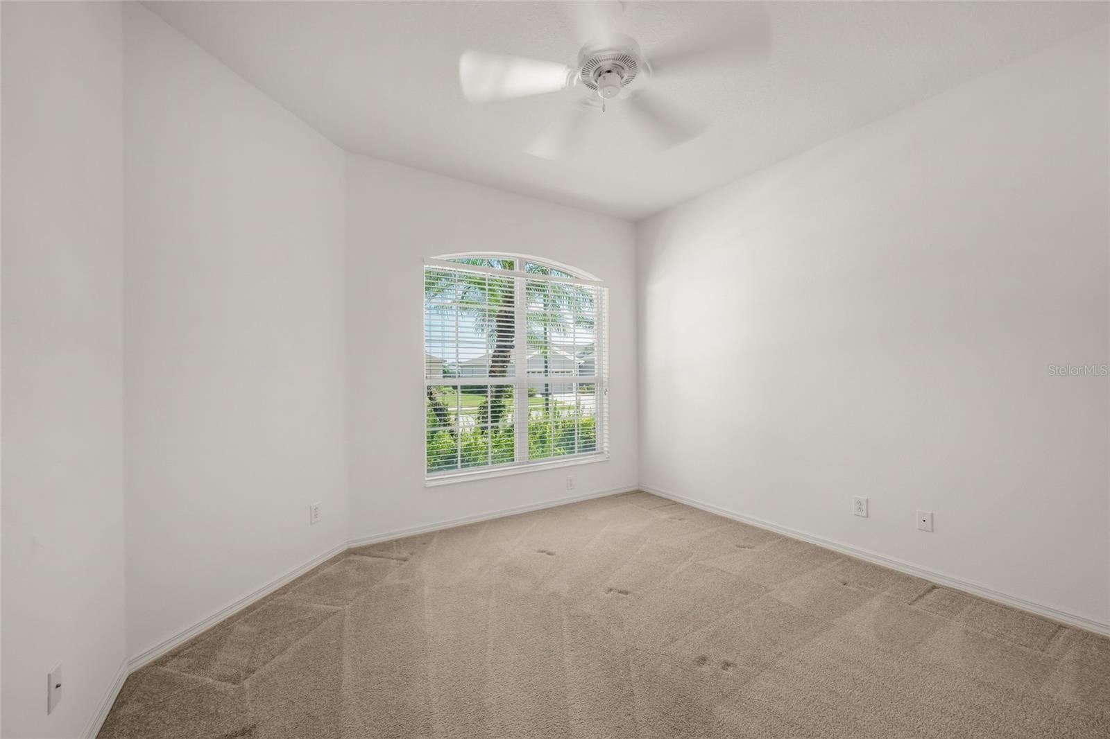 A4660615 Property Photo