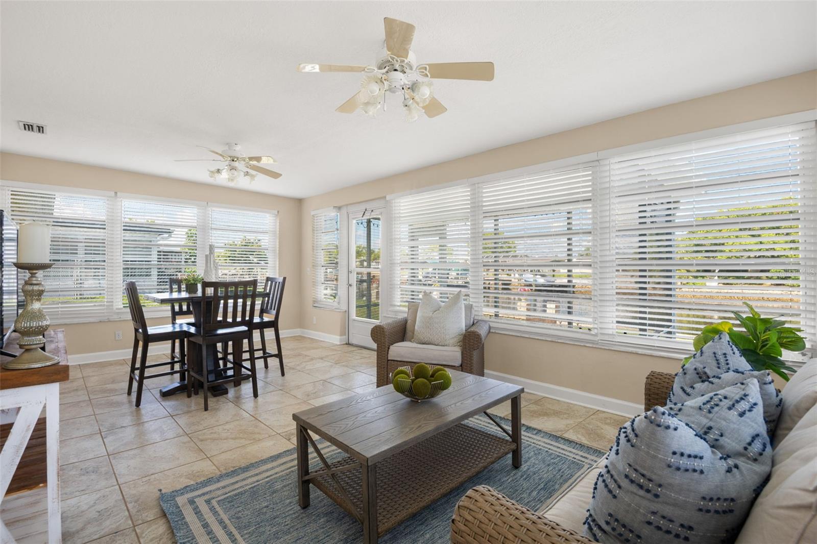 The 4 season living is incredibly spacious proving room for seating, dining and more...