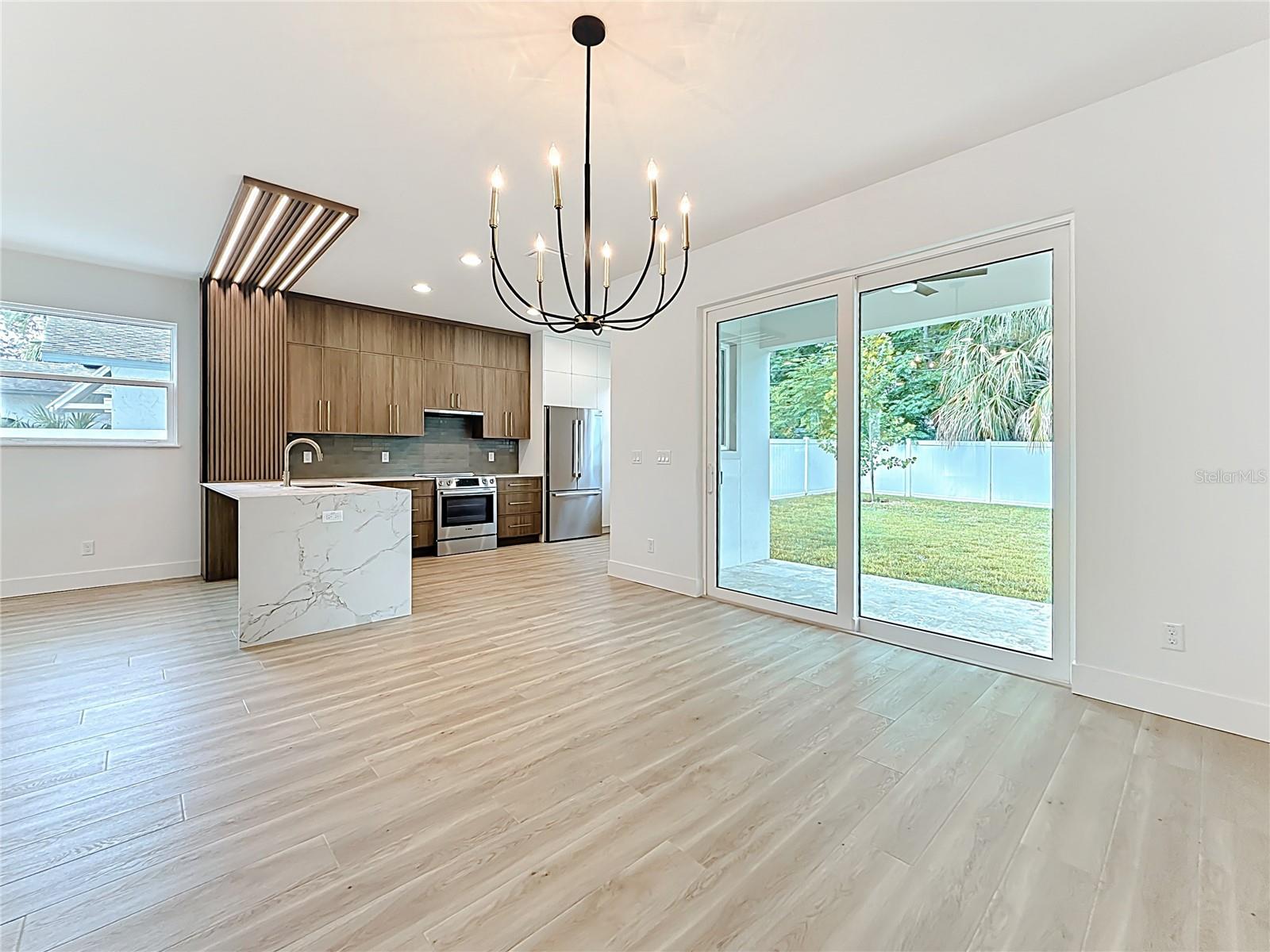 Seamless flow between kitchen and dining area