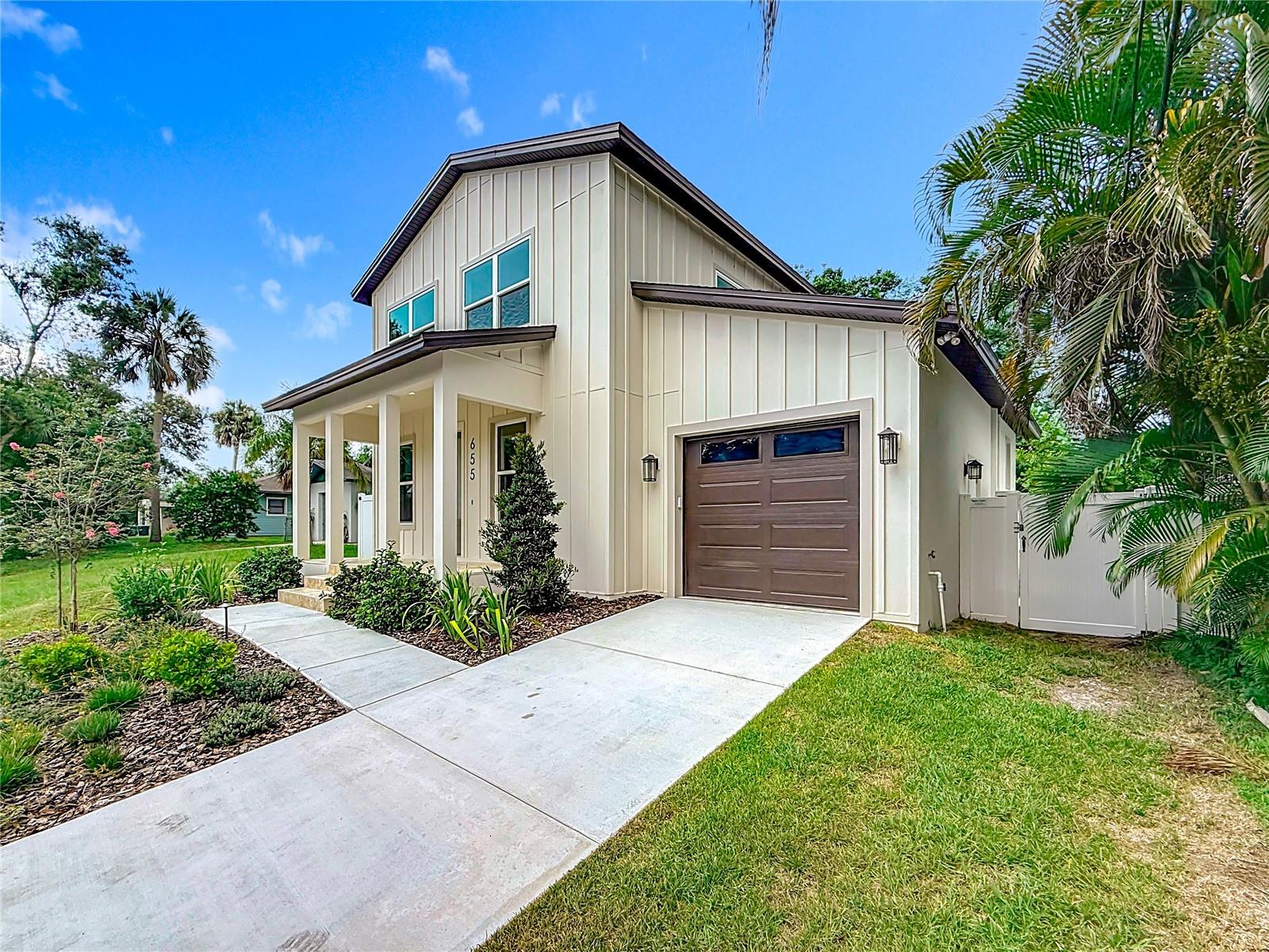 Step into timeless modern living with this beautifully crafted 2-story single-family home featuring 3 bedrooms, 2.5 bathrooms, and a 1-car garage.