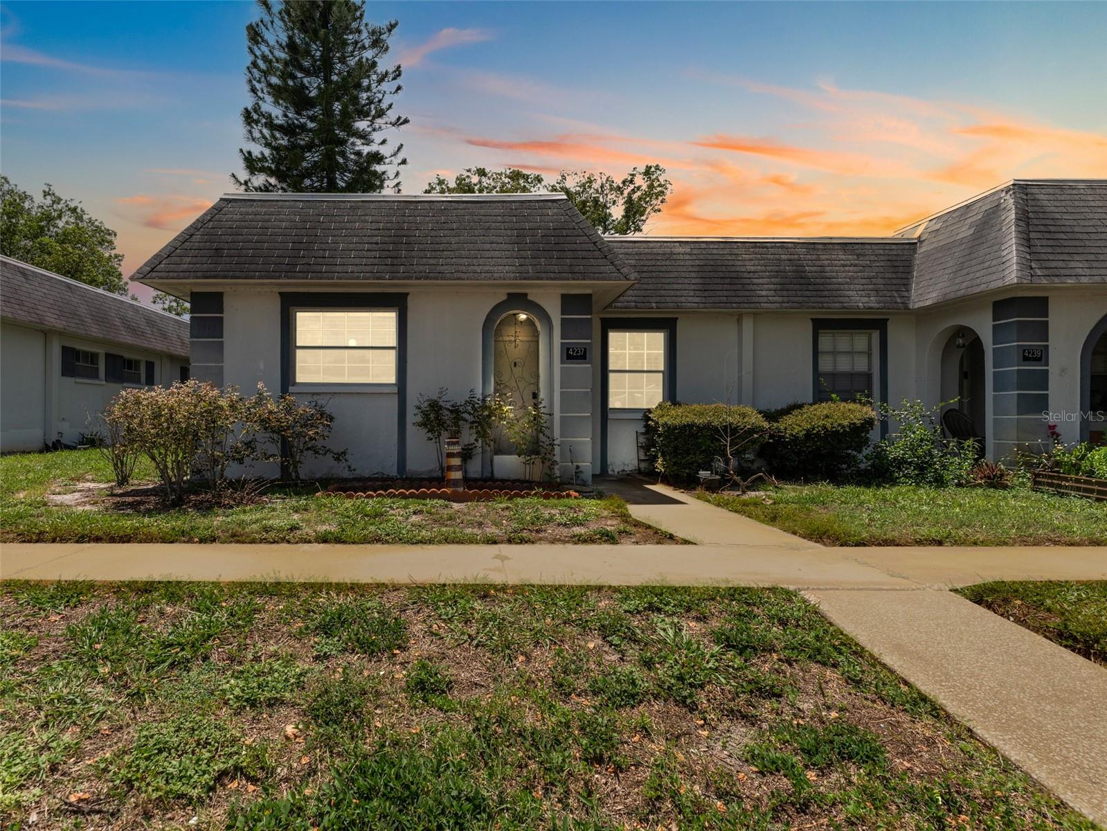 TB8413193 Property Photo