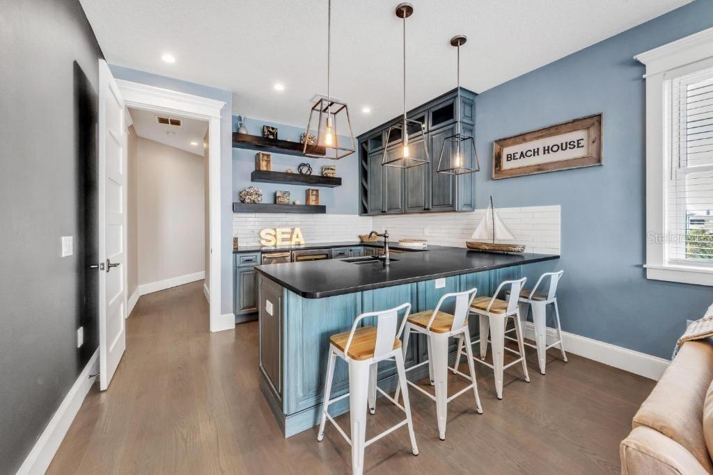 A4660710 Property Photo