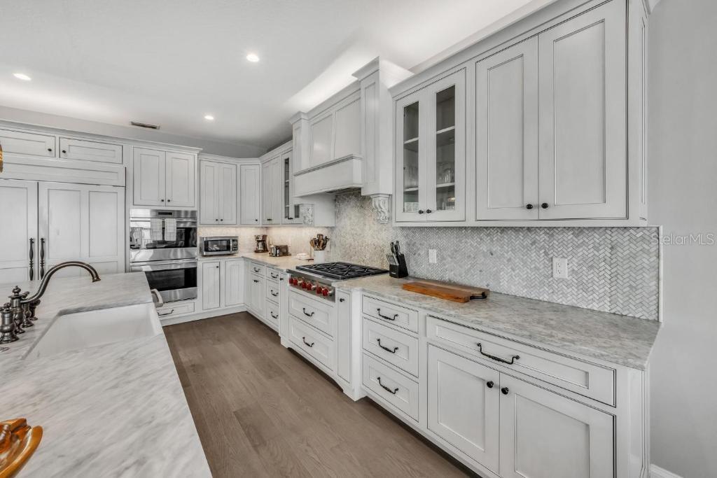 A4660710 Property Photo