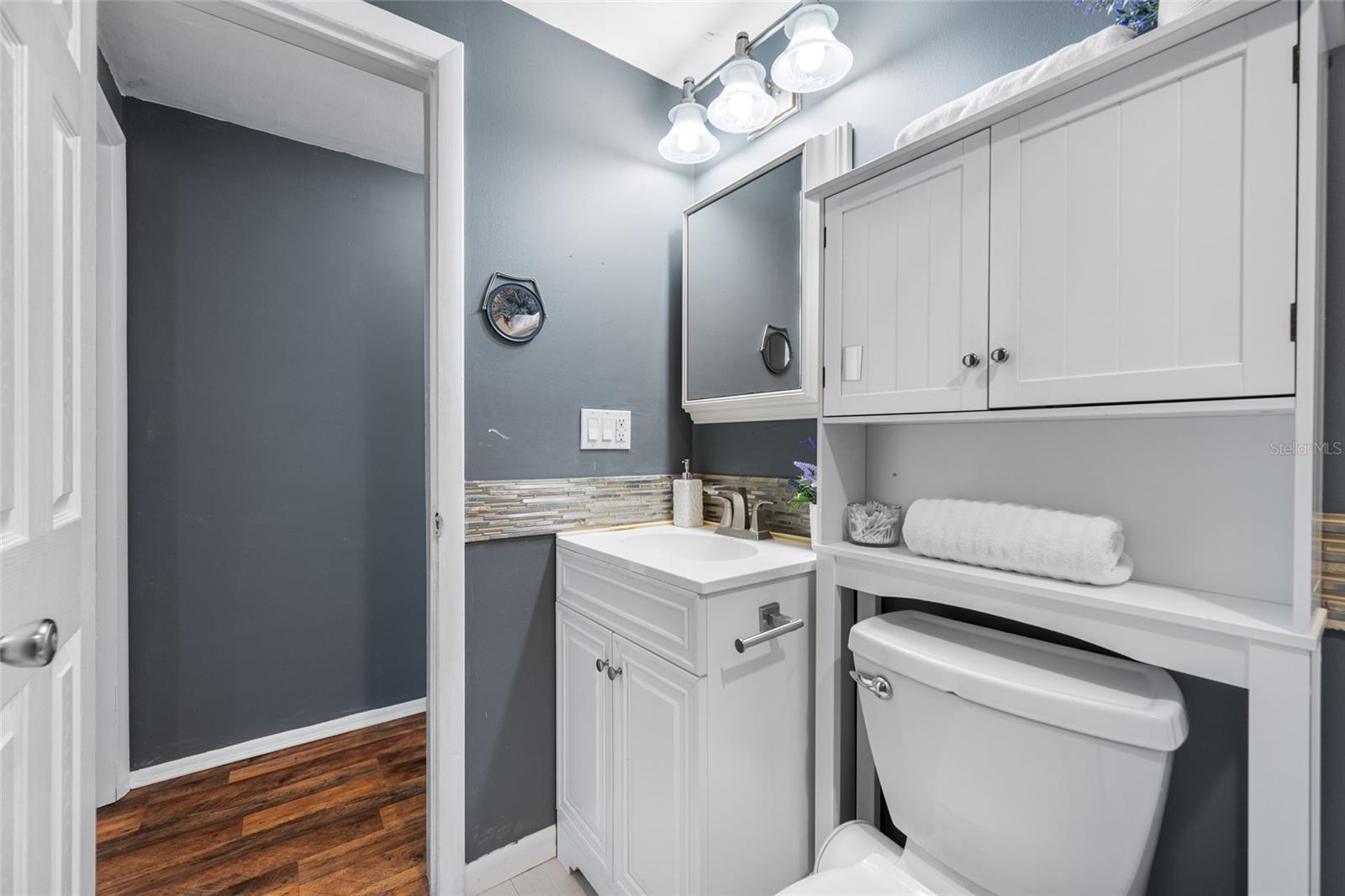 TB8413302 Property Photo