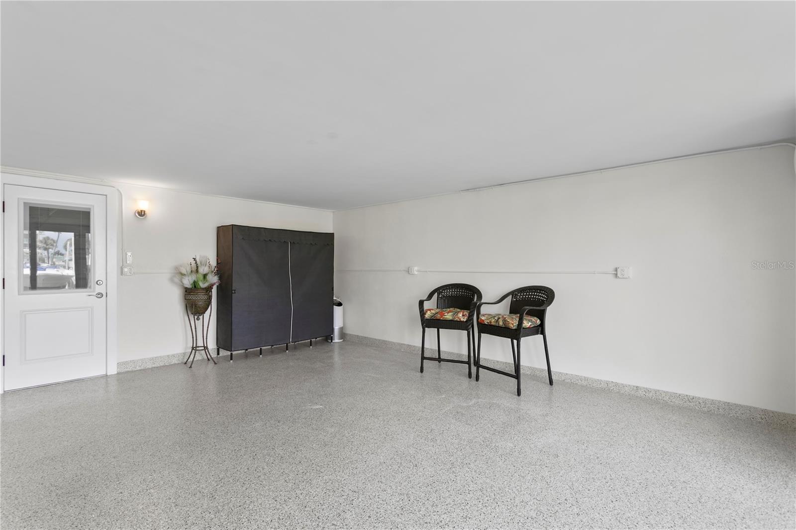 Ground Level Bonus Room