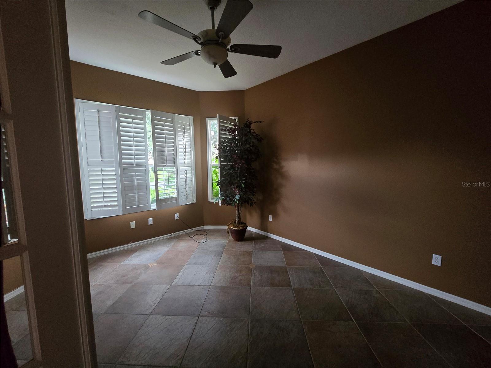 A4660783 Property Photo