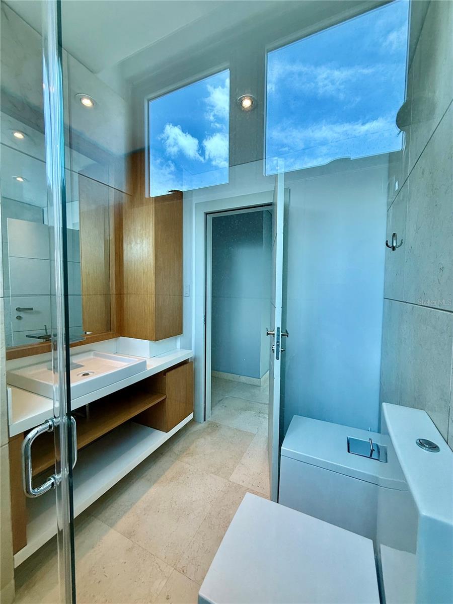 PR9115233 Property Photo