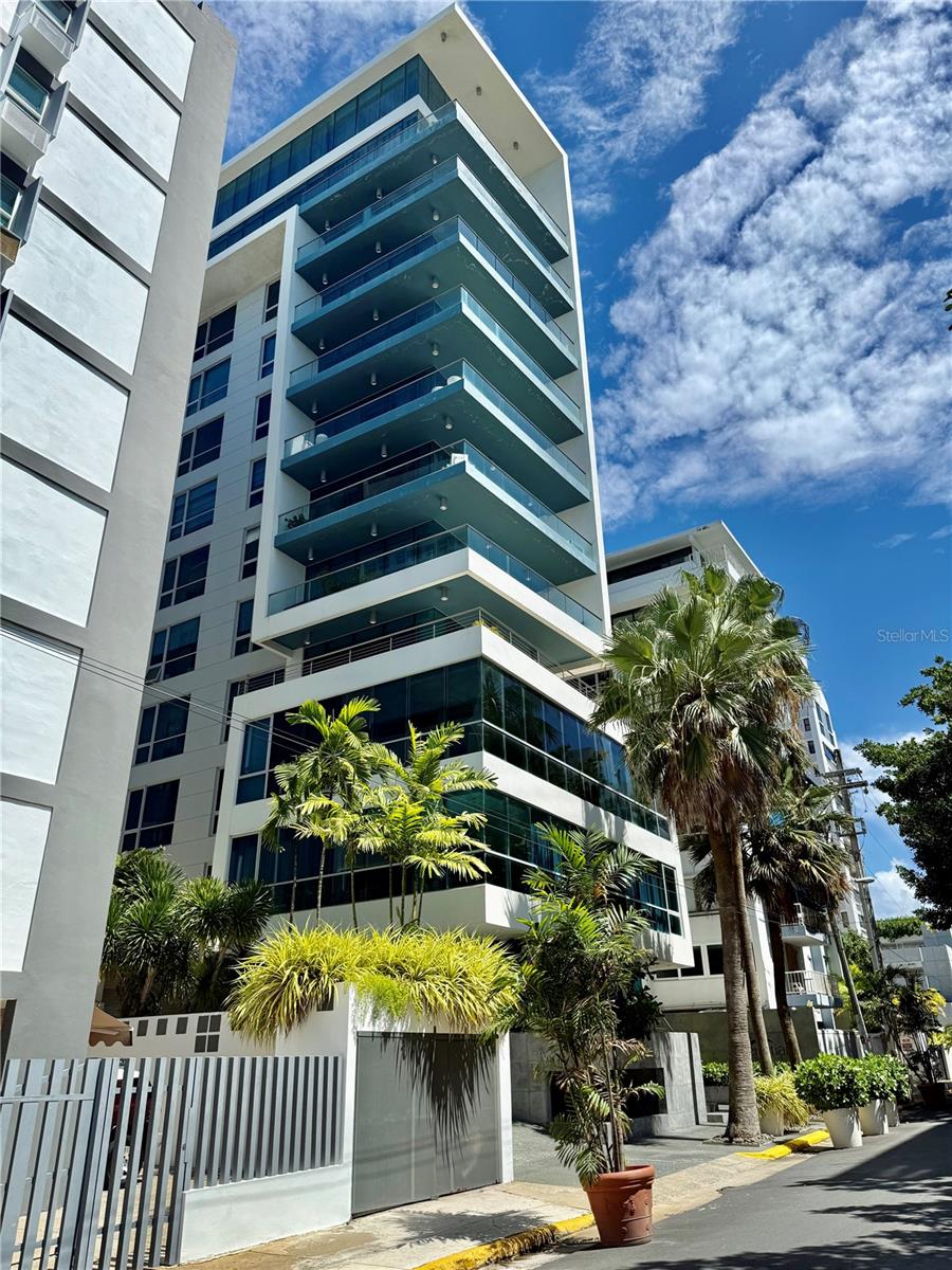 PR9115233 Property Photo