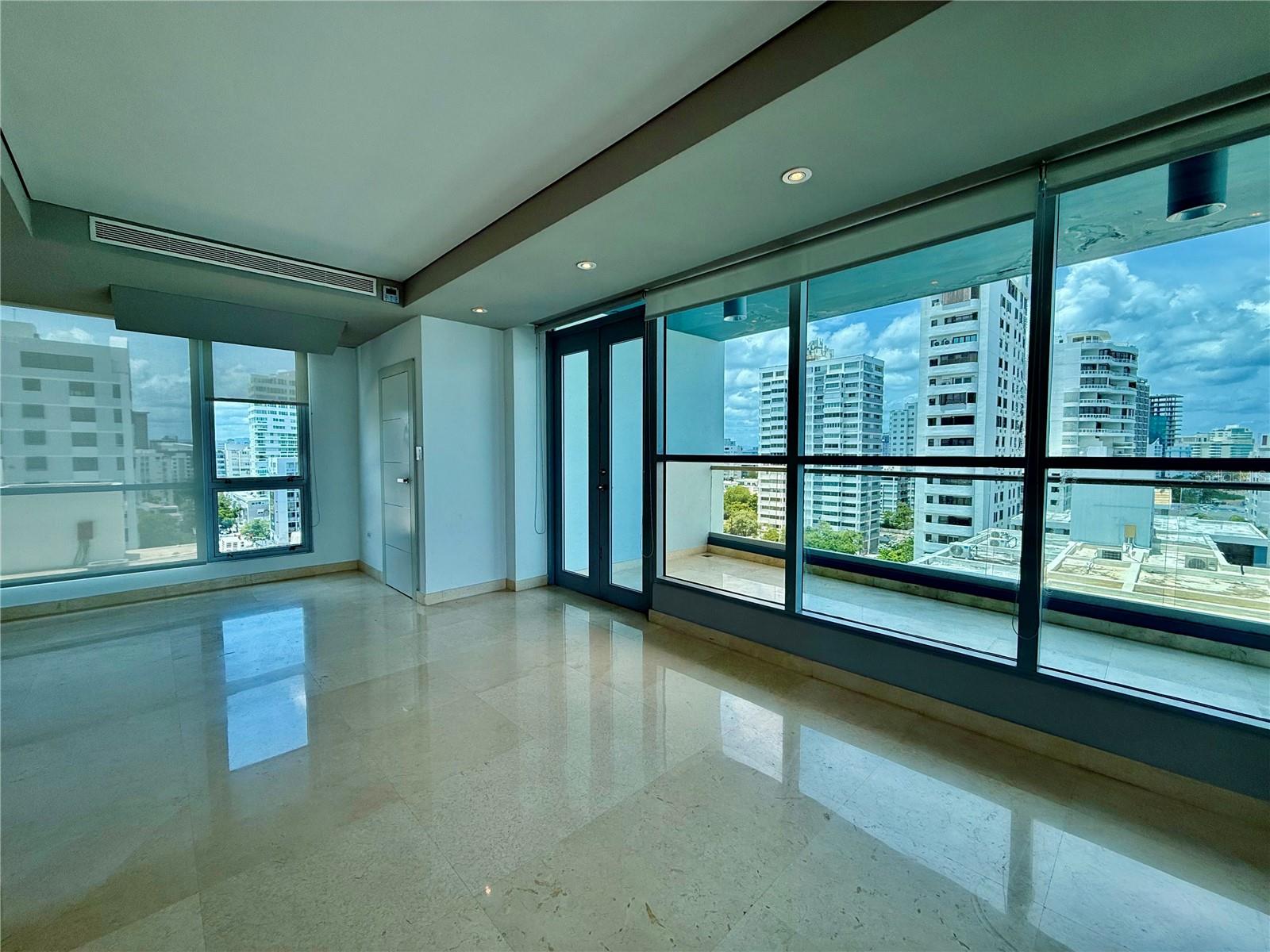 PR9115233 Property Photo