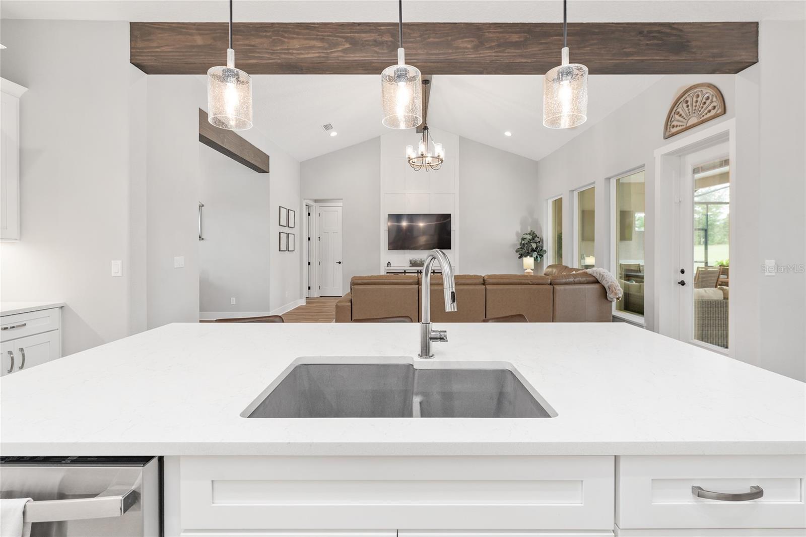 2540 NE 108TH LN, OXFORD, FL, 34484