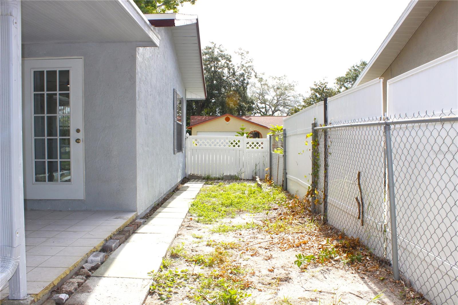 1650 12TH ST SW, LARGO, FL, 33778