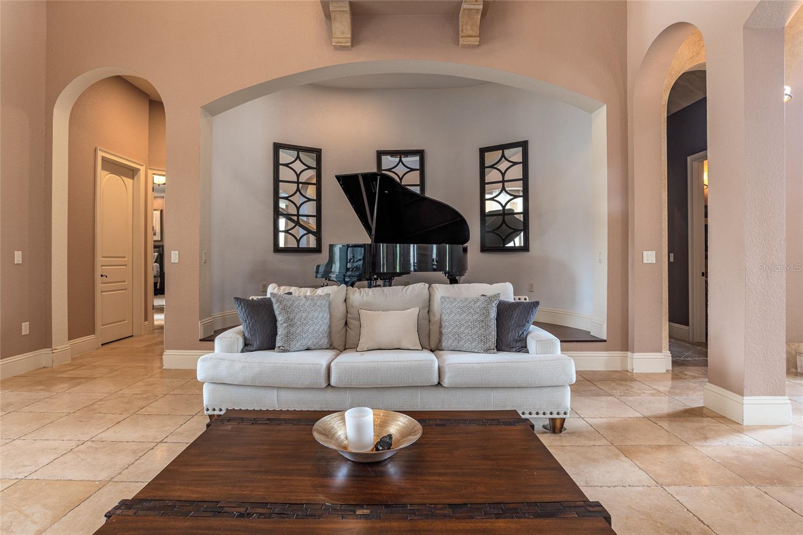 O6332726 Property Photo