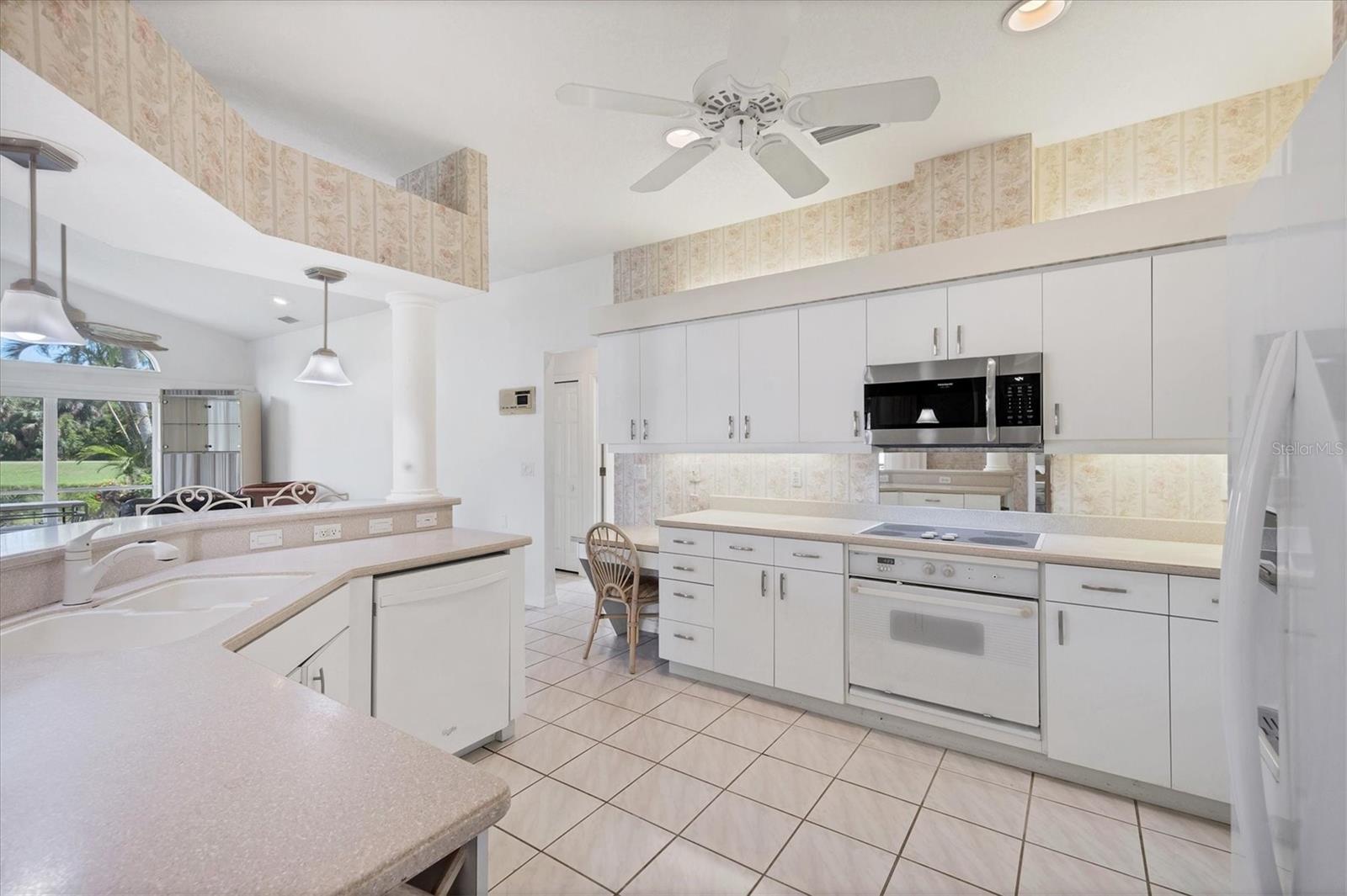 O6332748 Property Photo