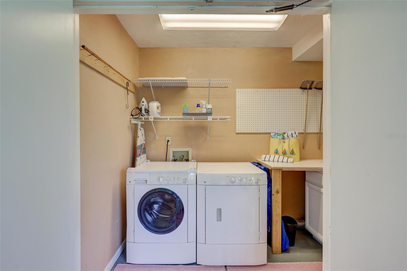 A4660845 Property Photo