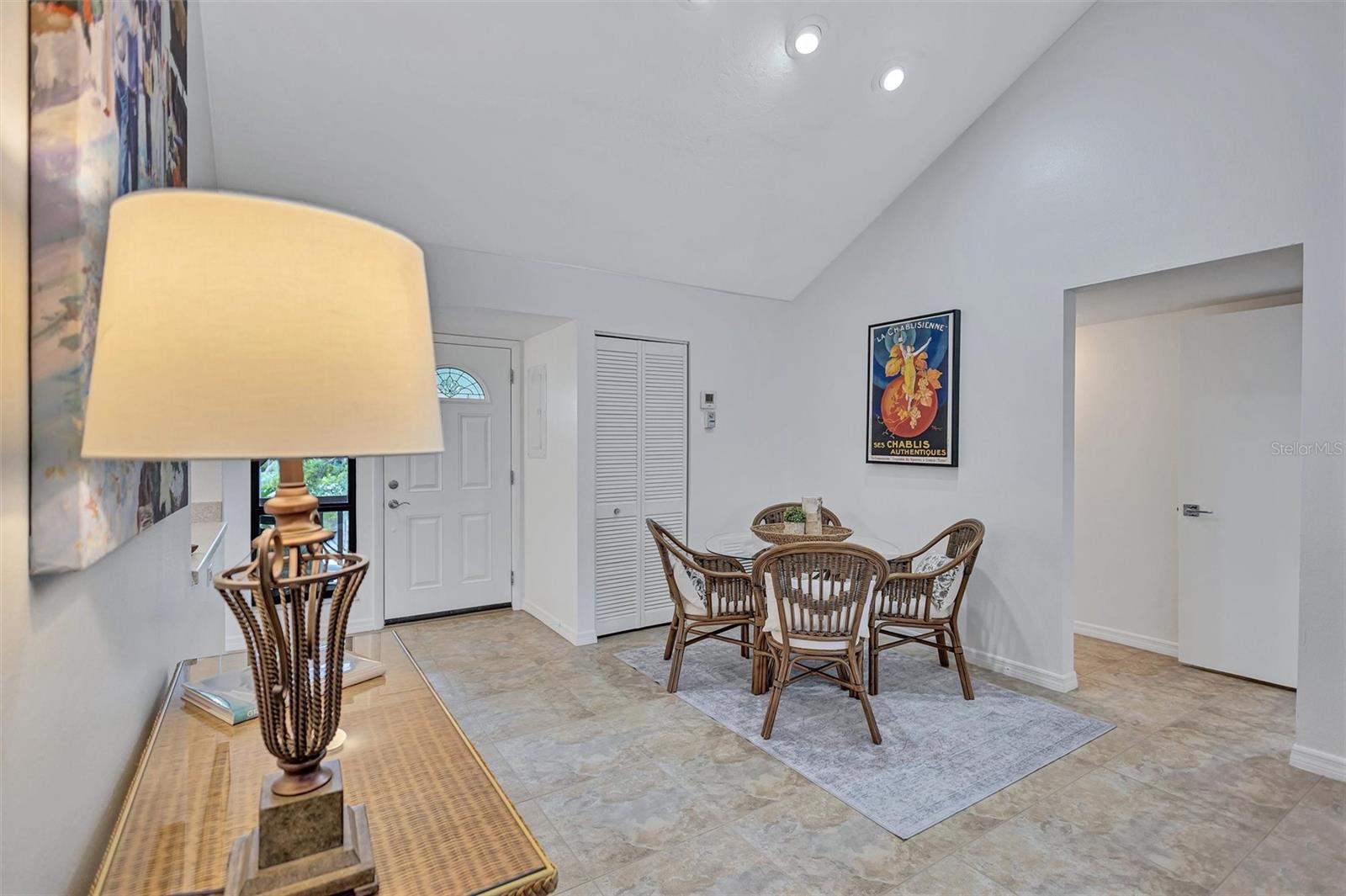 A4660845 Property Photo