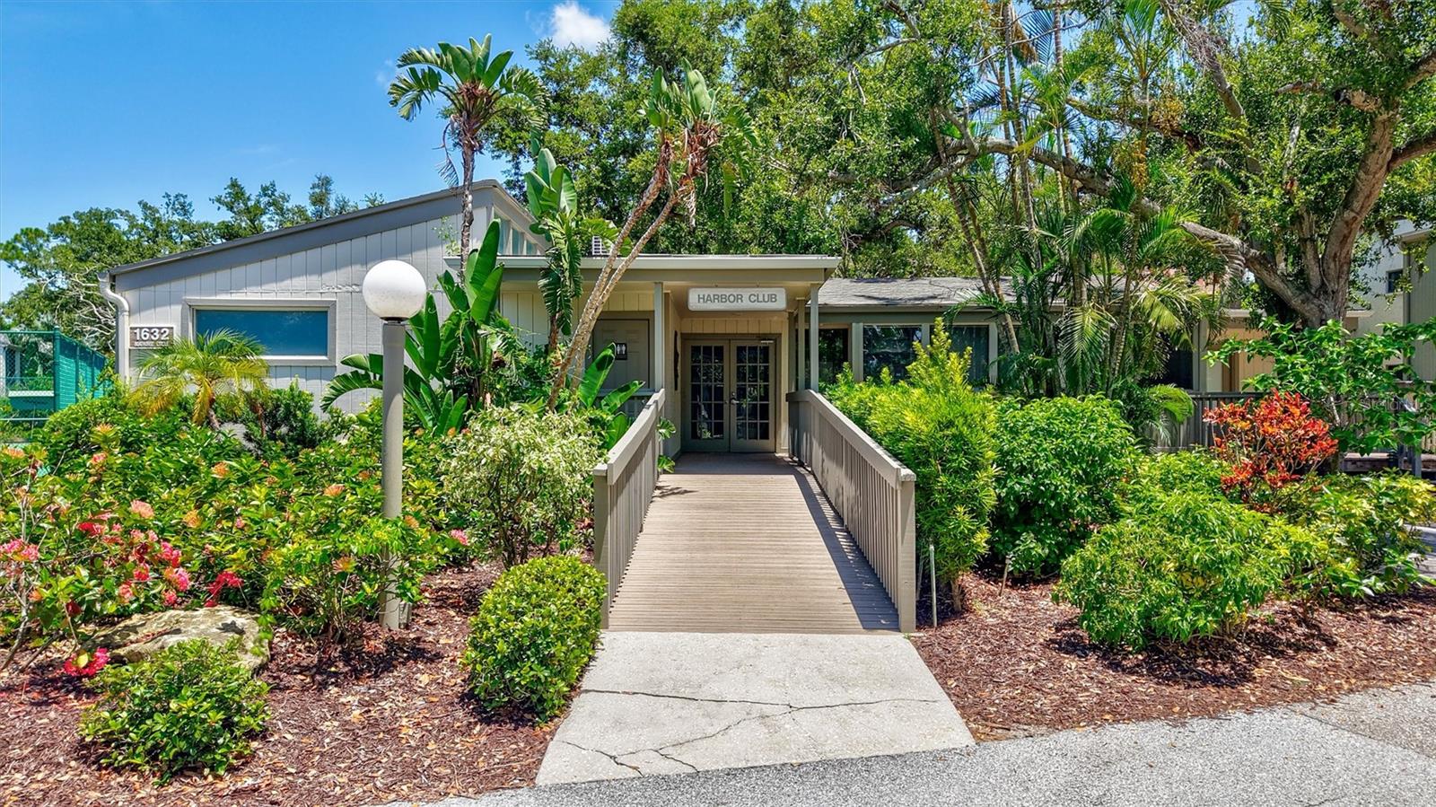 A4660845 Property Photo