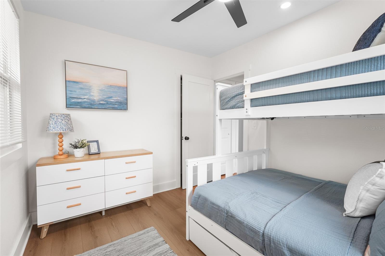 A4660847 Property Photo