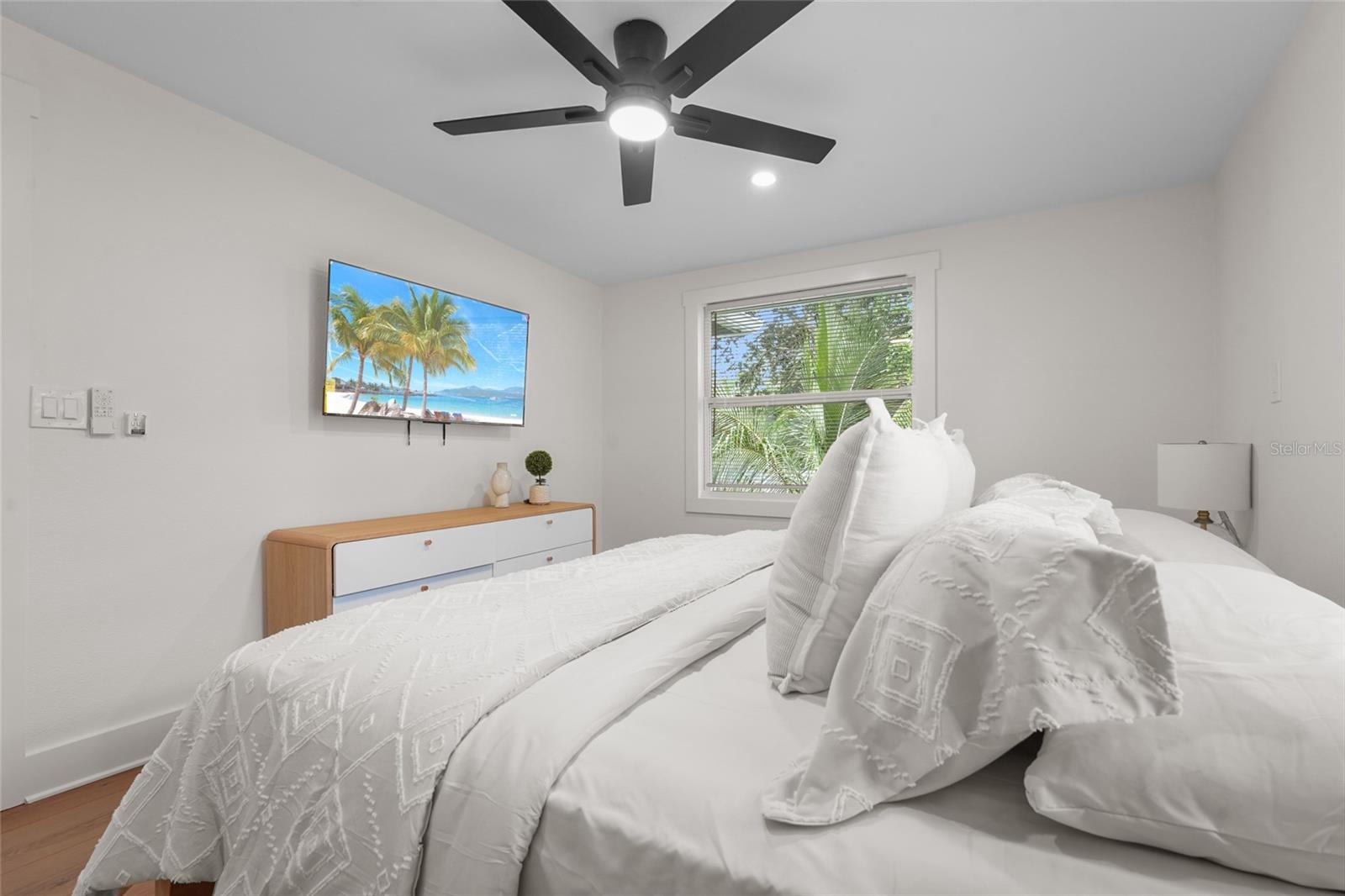 A4660847 Property Photo
