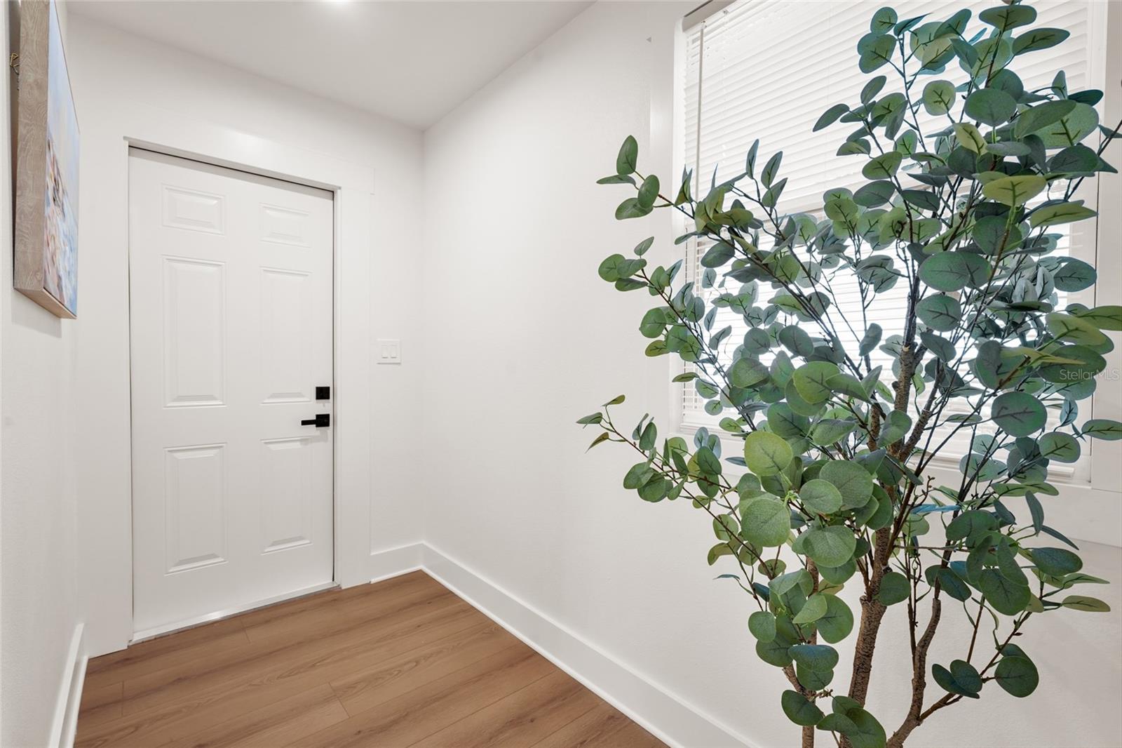 A4660847 Property Photo