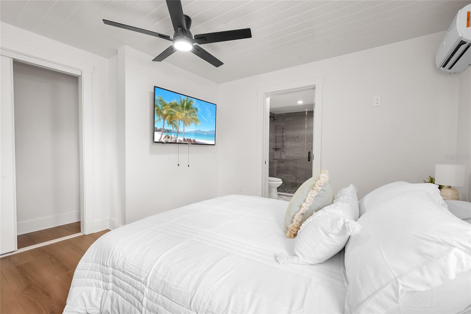 A4660847 Property Photo