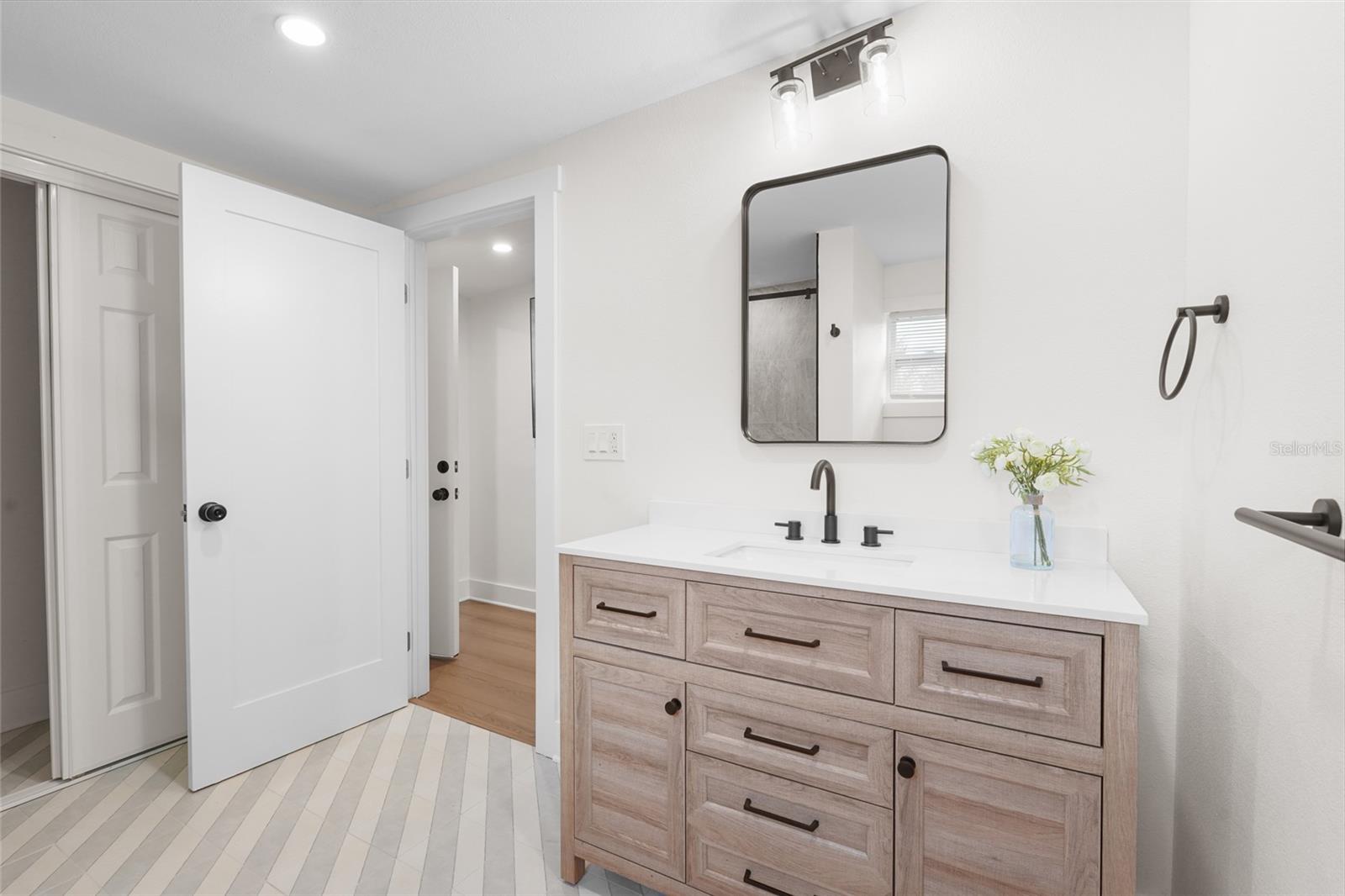 A4660847 Property Photo