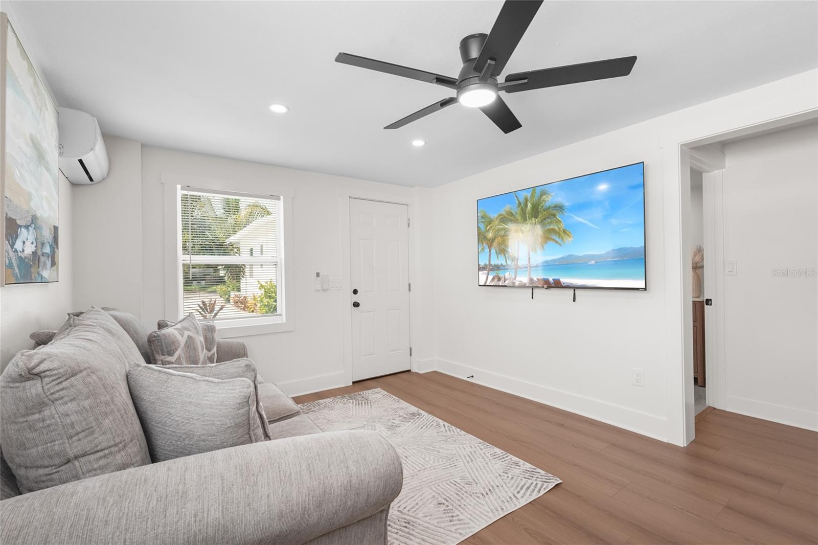 A4660847 Property Photo