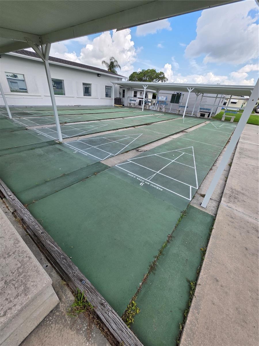 TB8413650 Property Photo