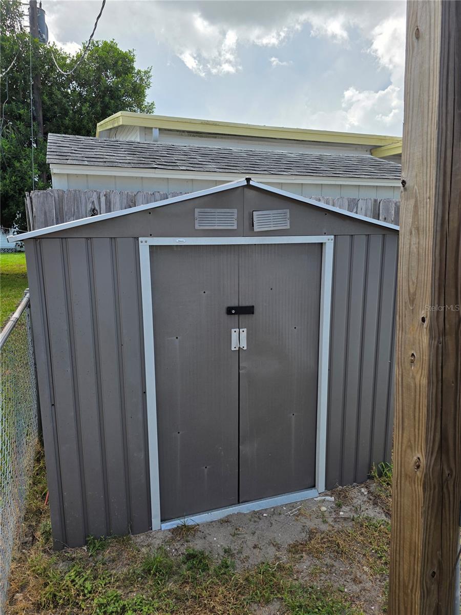 TB8413650 Property Photo