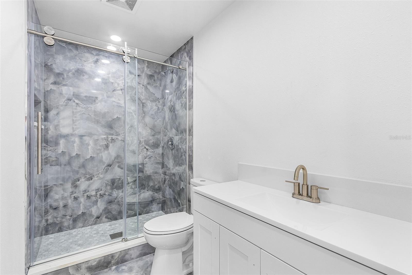 A4660851 Property Photo