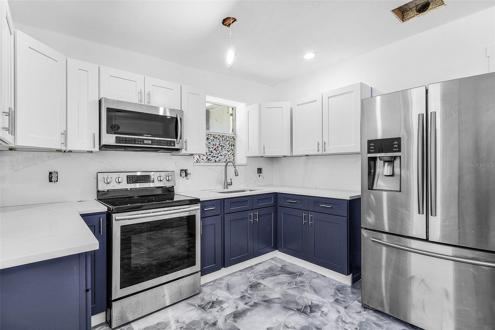 A4660851 Property Photo
