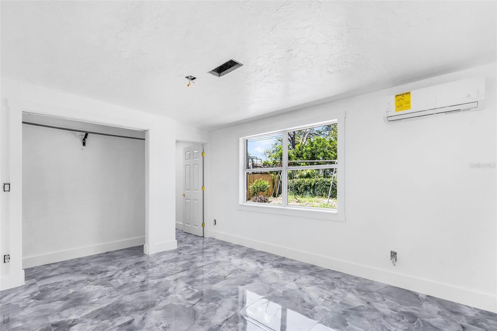 A4660851 Property Photo