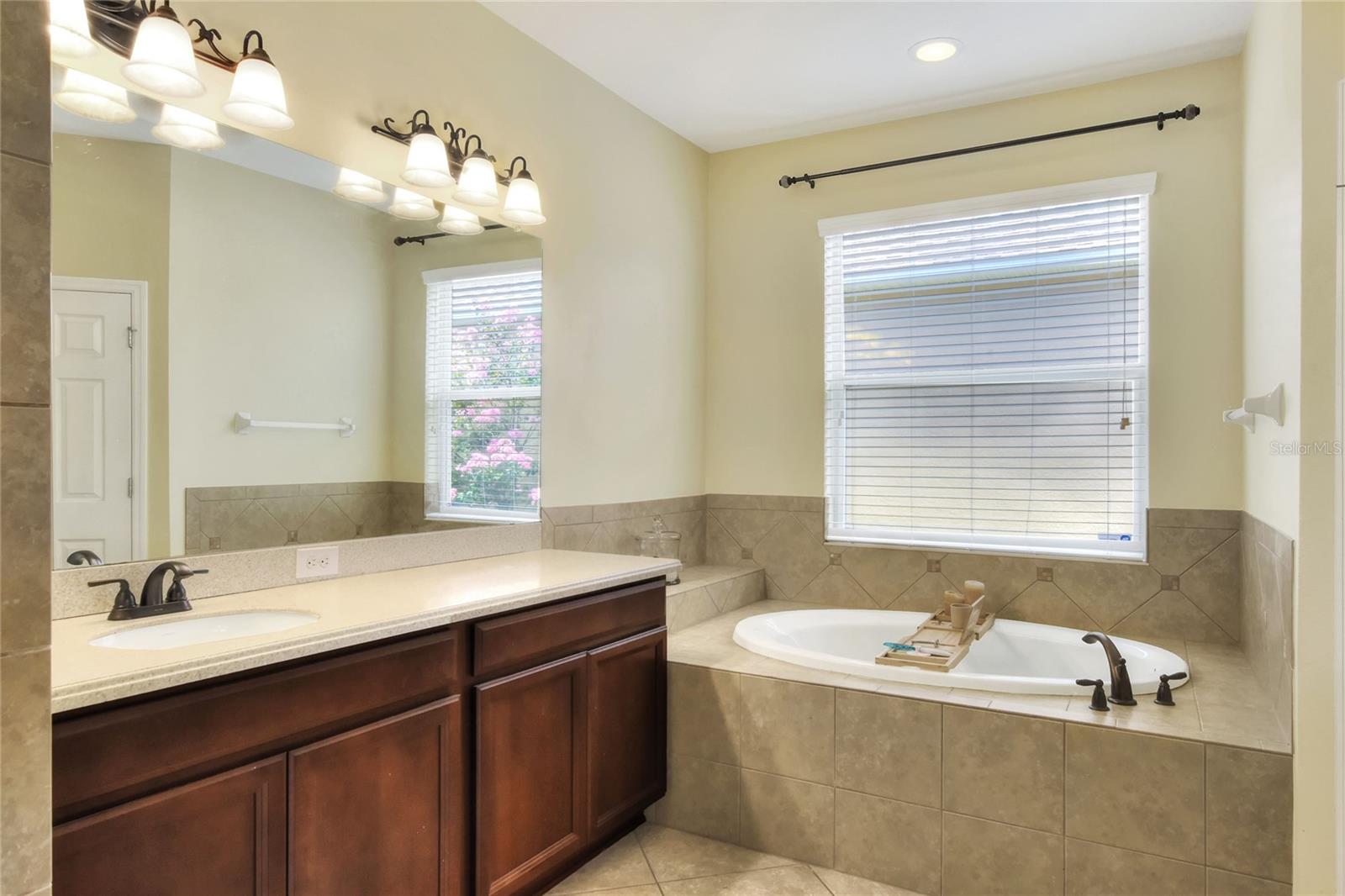 7101 NIGHTSHADE DR, RIVERVIEW, FL, 33578