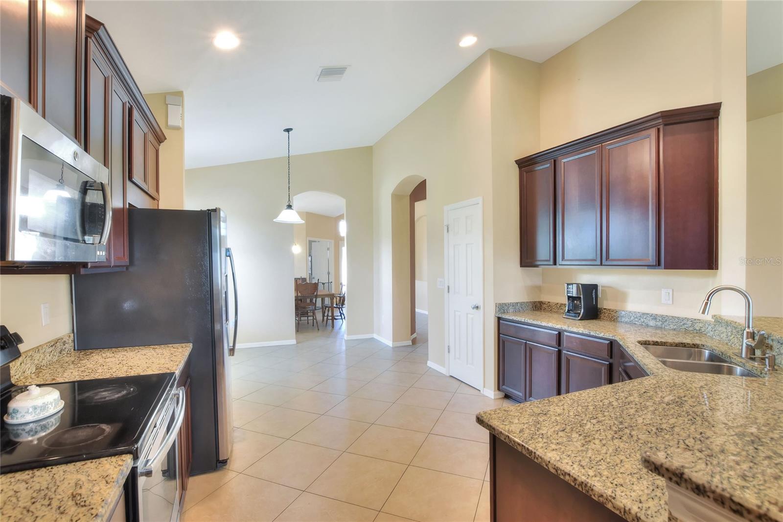 7101 NIGHTSHADE DR, RIVERVIEW, FL, 33578