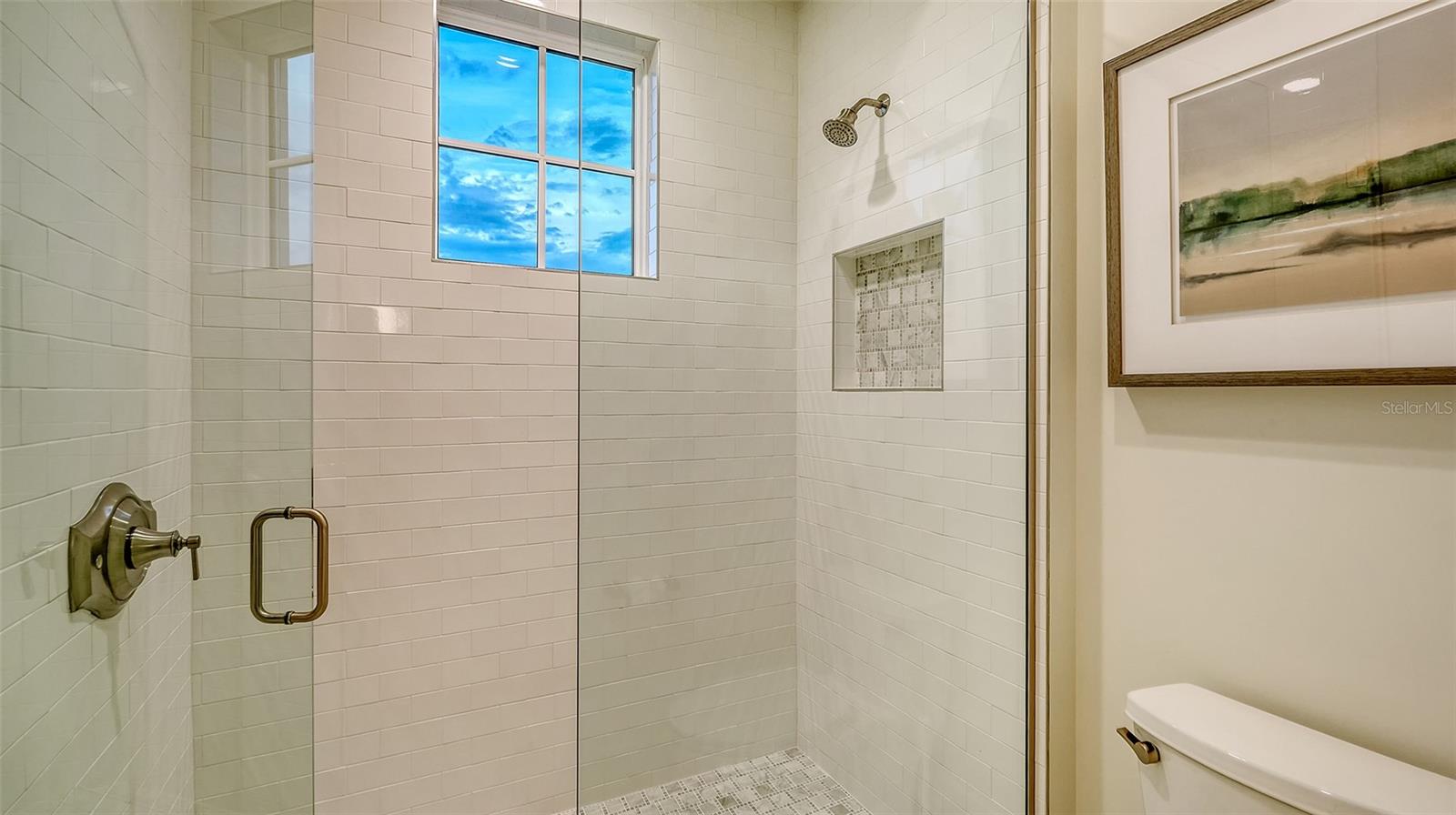 A4660889 Property Photo