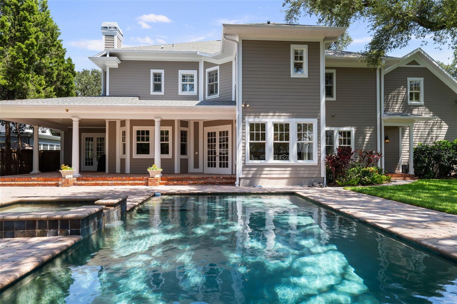 TB8413753 Property Photo