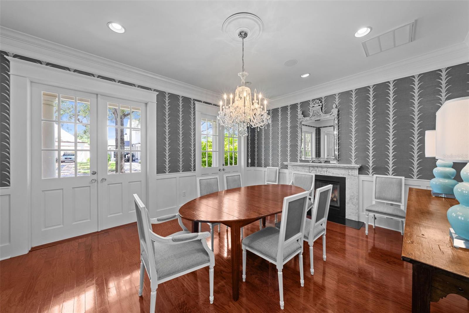 TB8413753 Property Photo