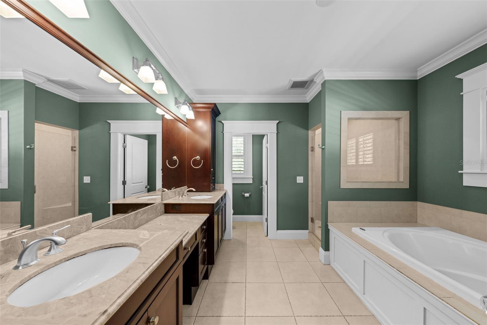 TB8413753 Property Photo